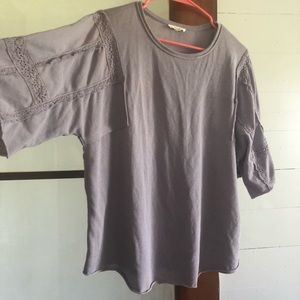 Easel brand, quarter sleeve shirt